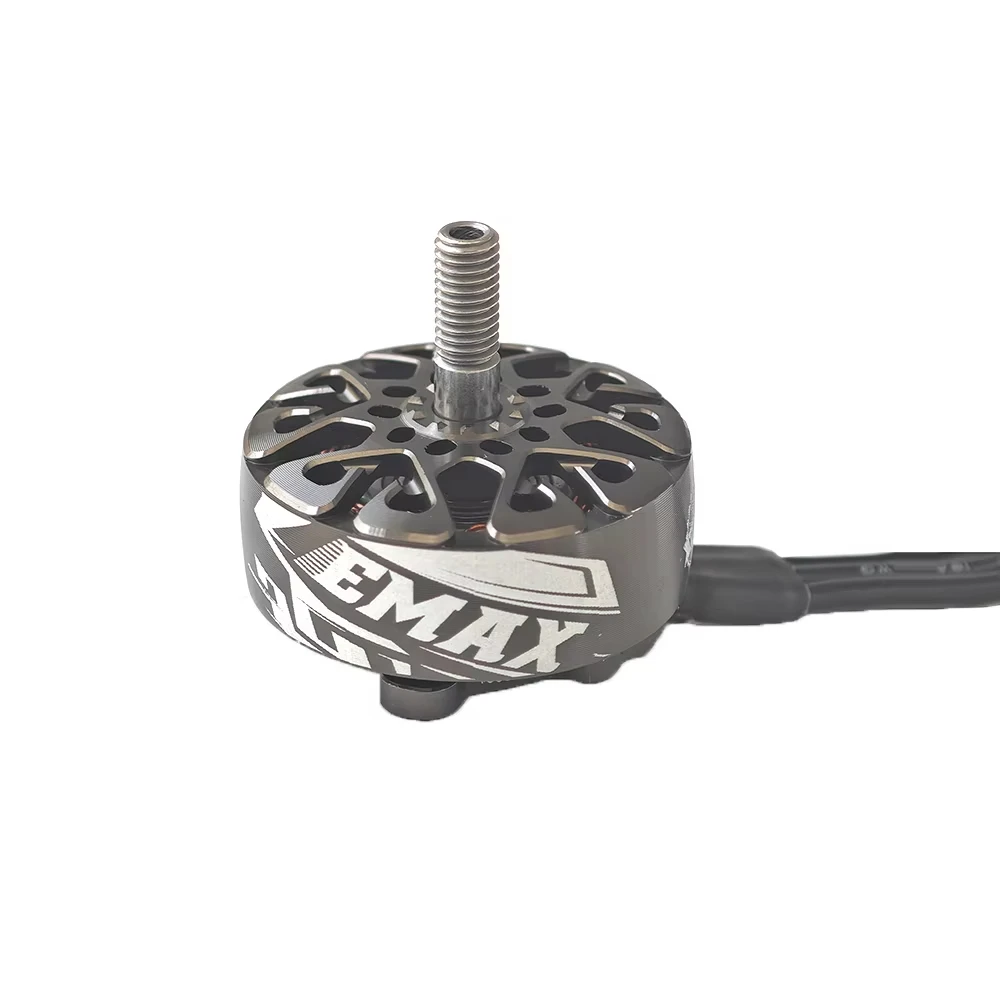 4PCS EMAX ECOIII 2807 1300KV / 1500KV/ 1700KV 3-6S มอเตอร์ไร้แปรง 5 มม.เพลาใช้งานร่วมกับใบพัด 6-7 นิ้วสำหรับโดรนแข่งเอฟพีวี