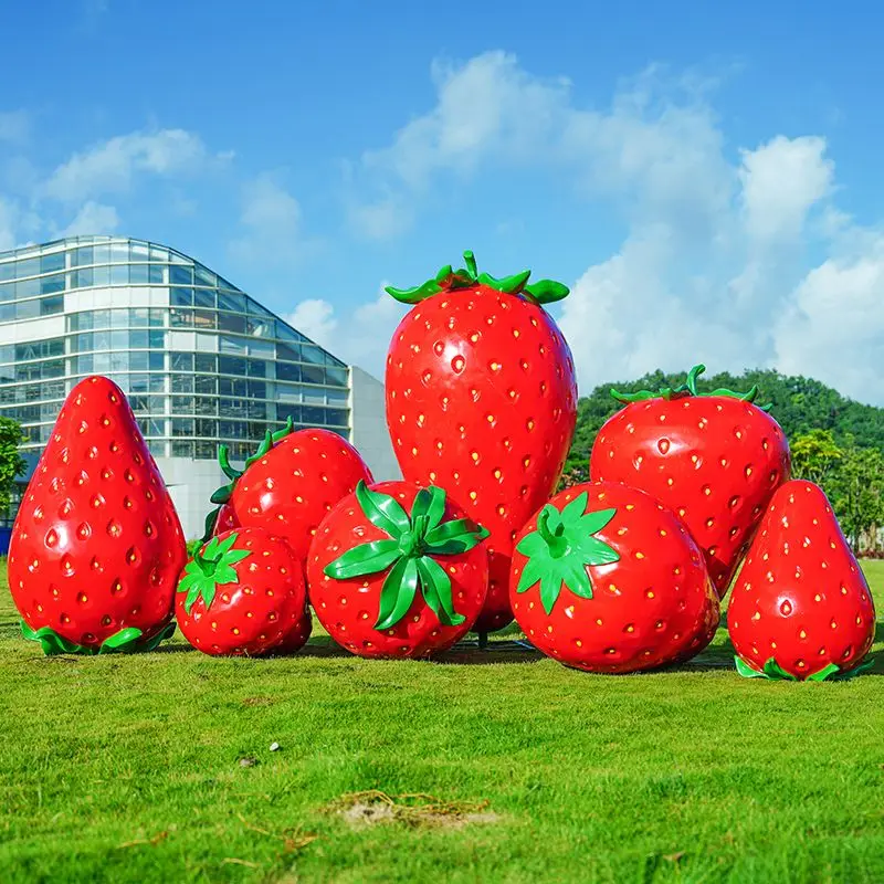 

Outdoor simulated strawberry sculpture picking garden orchard farm store entrance decoration large fiberglass fruit ornament
