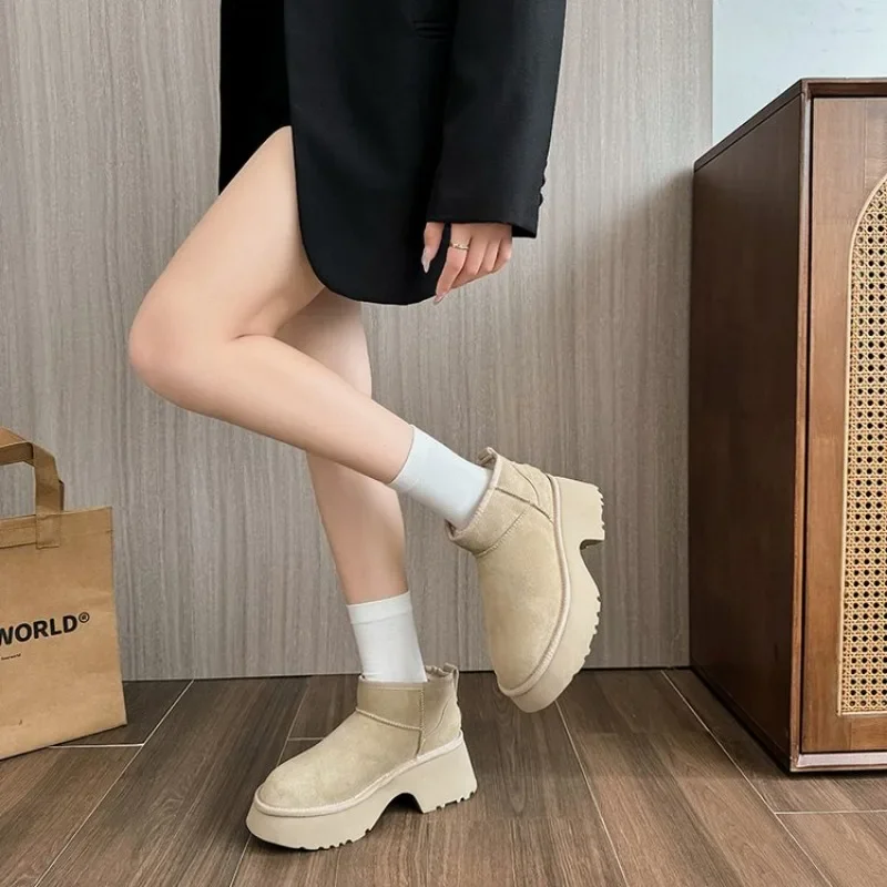 35-40 Winter Women Short Plush Warm Snow Boots Casual Shoes  New Suede Fur Chelsea Ankle Boots Flats Platform Ladies Shoes Botas image 5
