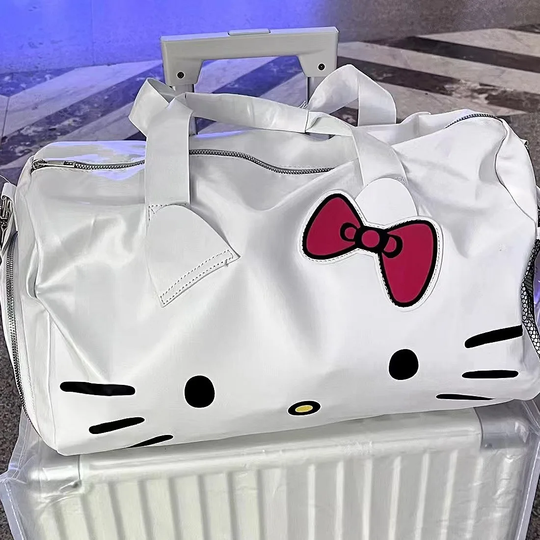 MINISO Hello Kitty Y2K Shoulder Bag cute Folding BigTravel Bag San Liou Casual HandbagCartoon Versatile Handbag Portable