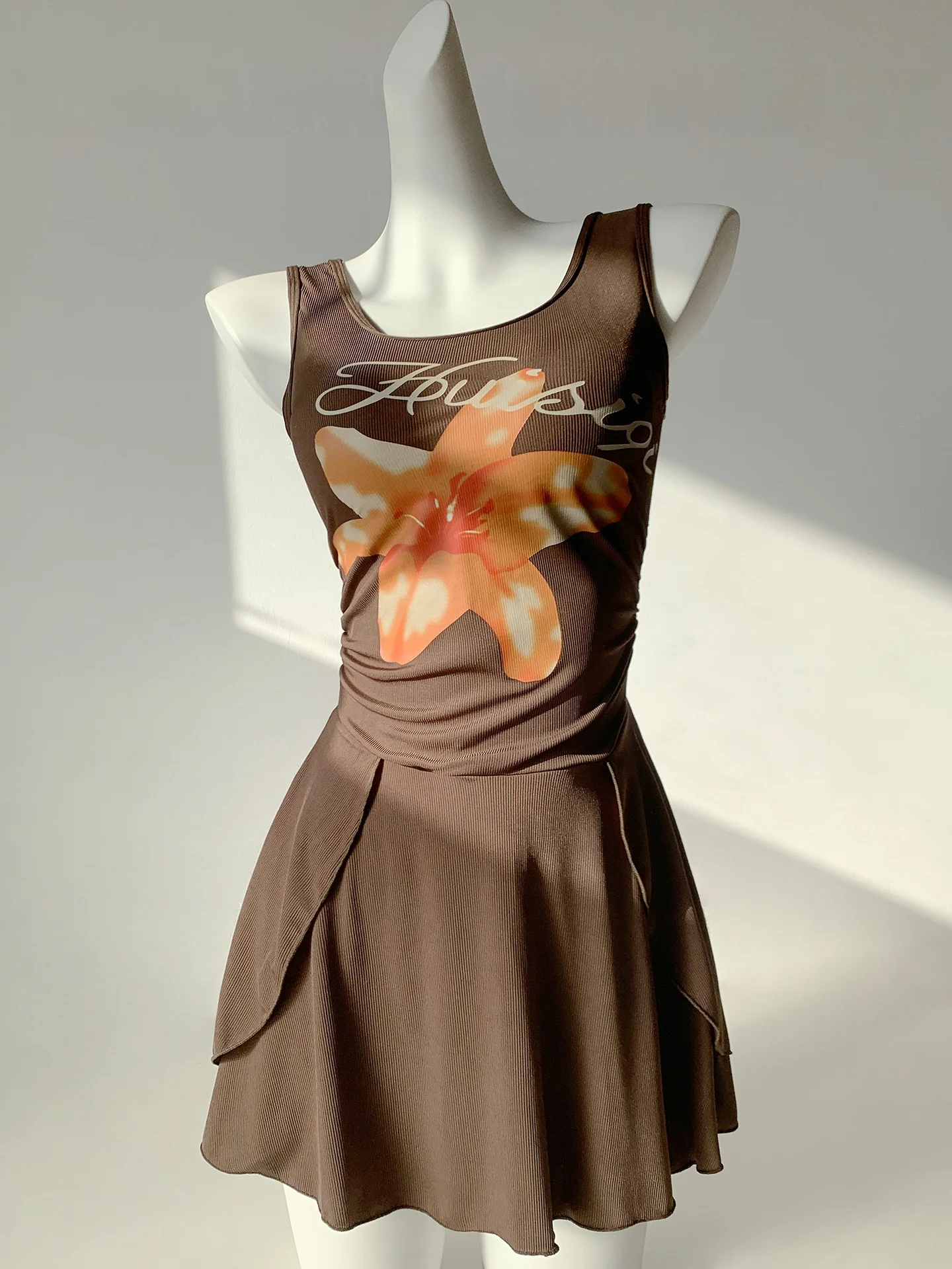 

Orange Core Ignite White Slimming Skirt Sle Swimsuit Women's Hot Spring Soaking 2026 New Sle Fre Sle