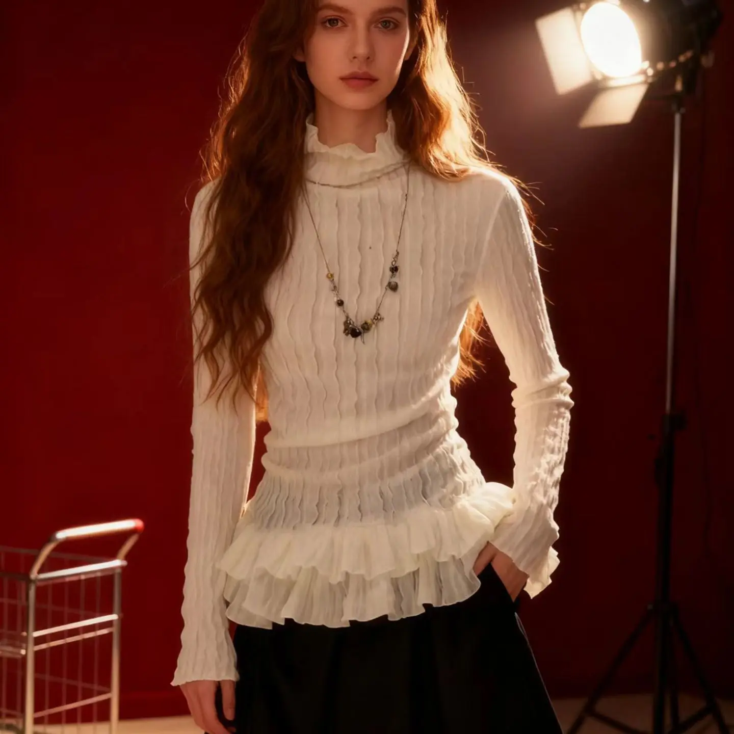 

French double-layer lace splicing turtleneck white slim-fitting small waist T-shirt women's 2025 autumn and winter new