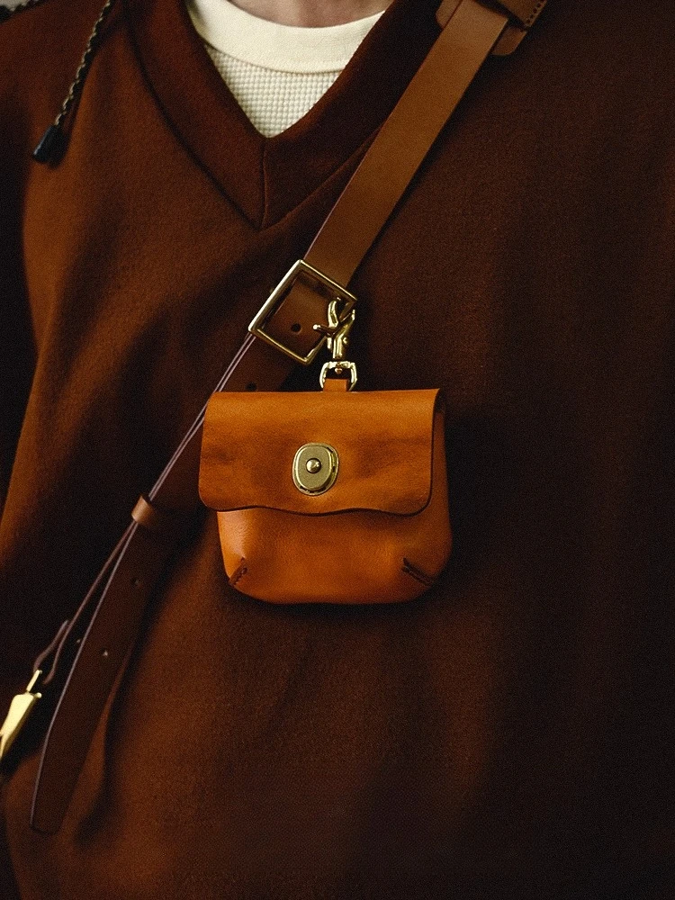 

Top layer cowhide leather key men's coin purse card case vintage handmade headphone bag small hanging bag decoration portable