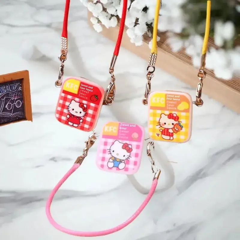 Conjunto de 5 modelos de bolsa crossbody de gato Mini KT para boneca, brinquedos de fantasia e decoração de casa de bonecas.