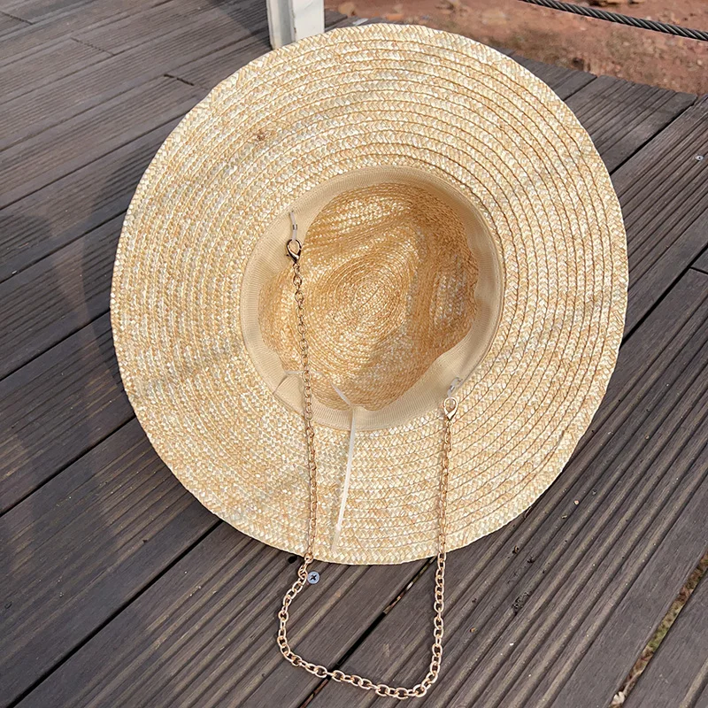 2025 New European American Fashion Design Natural Straw Hat Female Handmade Letter Sun Hat Metal Chain Sunshade Designer Hat