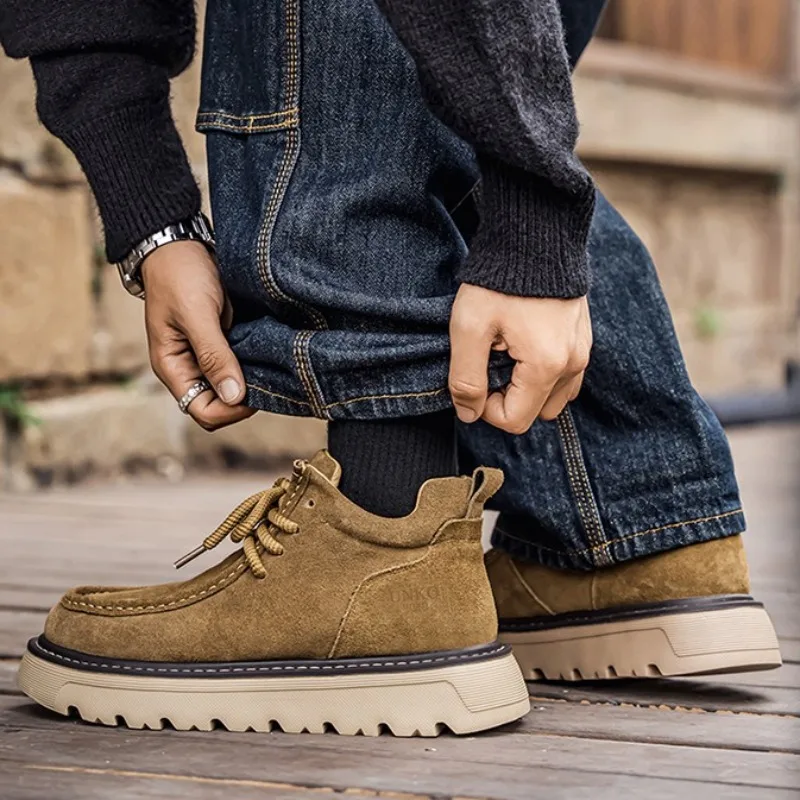Autumn Men's Luxury Suede Leather Casual Shoes Classic Retro Outdoor Sports Leisure Shoes British Low-Top Loafers Soft Men Boots view 4
