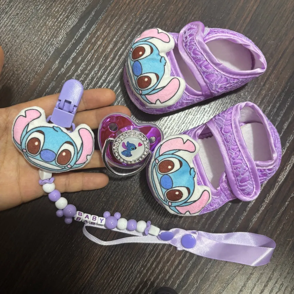 

Children's cartoon baby pacifier food-grade silicone nipple newborn soothing nipple holder cute shoes anime feeding