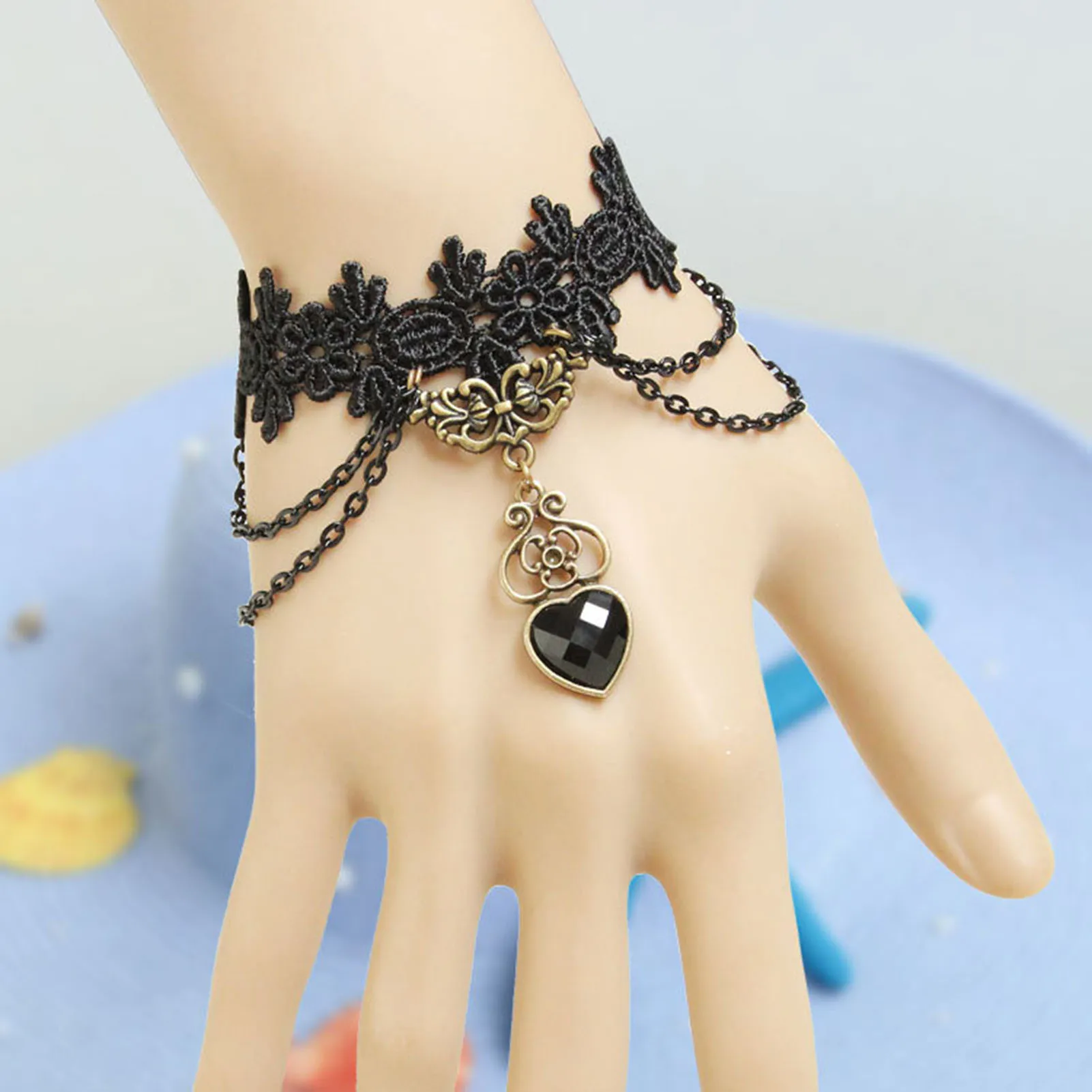 Gothic Bracelet for Women Skin-friendly Gothic Exaggerated Retro Bracelet Night Club Party Jewelry