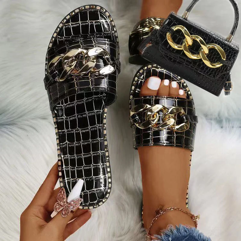 New Fashion Rivet Chain Slippers And Chain Purse Sets Ladies 2024 Summer Flat Female Slippers Women Sandals Matching Clutch Bag