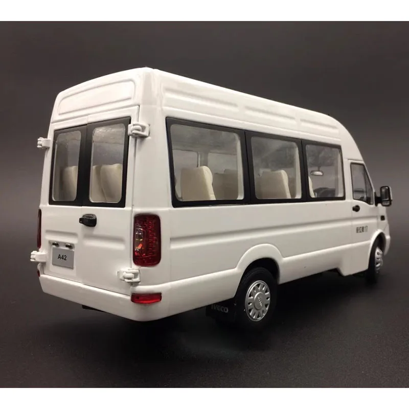 Diecast Original 1:24 Scale New Large Business Bus Alloy Boutique Model Gift Simulation Collection Vehicle Gift Toy