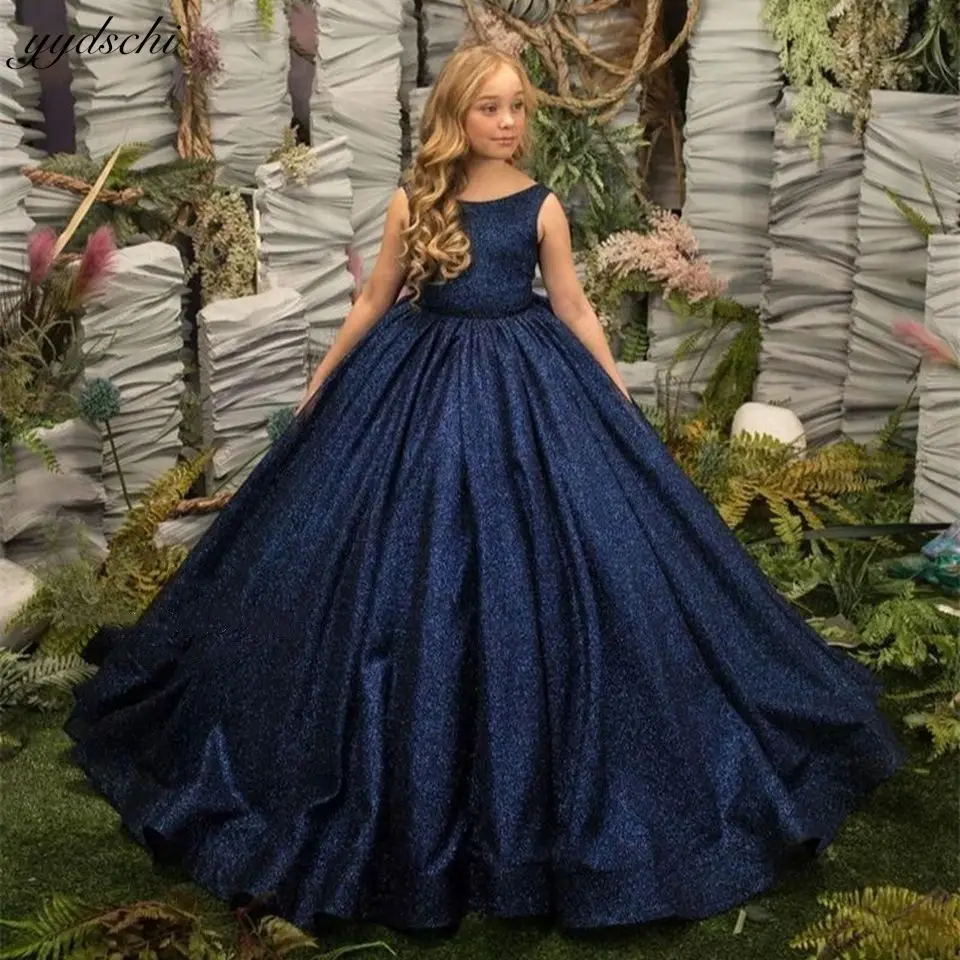 

Sparkly Navy Blue Sleeveless Flower Girl Dresses For Wedding 2023 Princess Ball Gown Kids Pageant First Communion Gowns With Bow