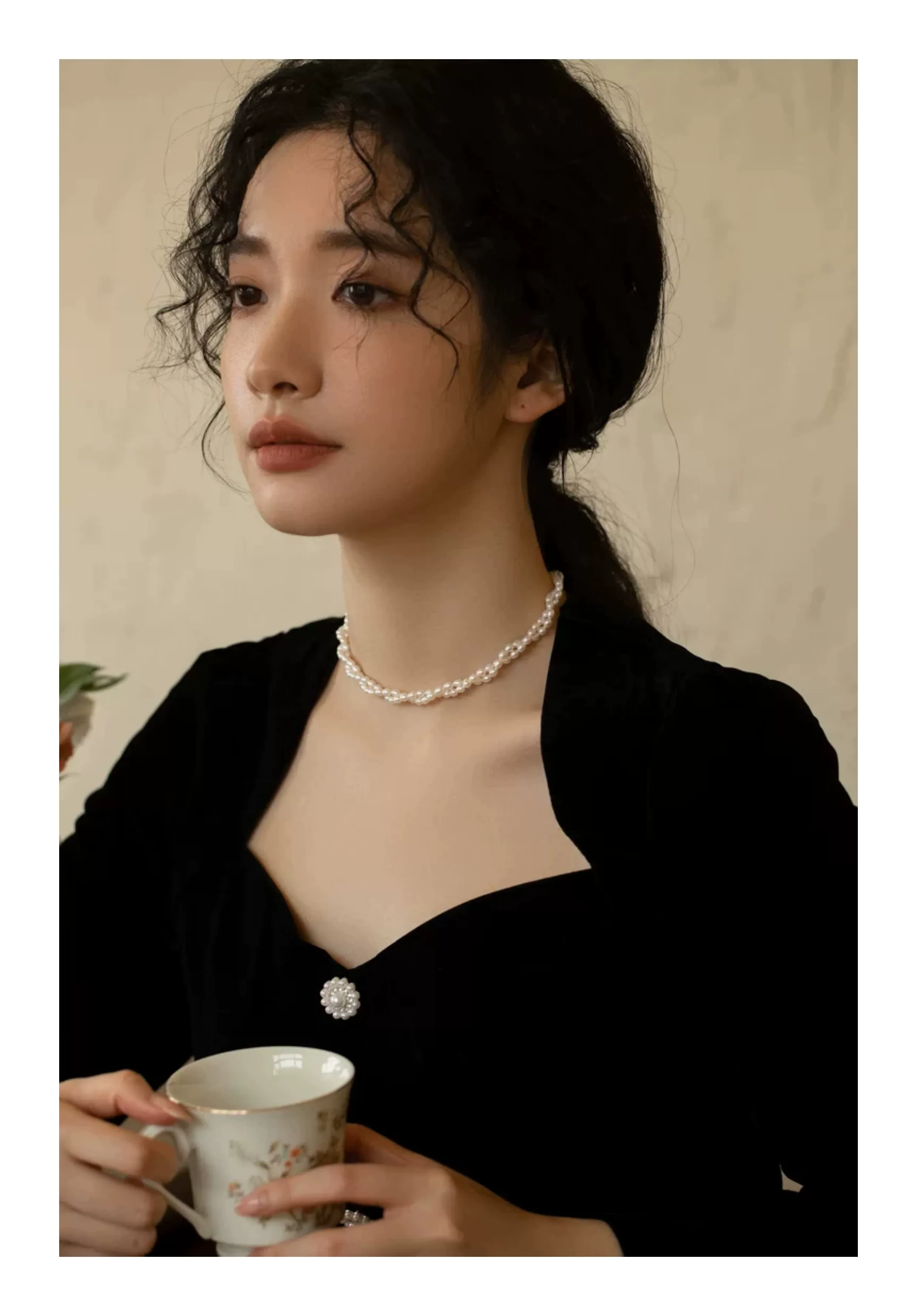 Fine jewelry Natural freshwater pearl hand-woven clavicle chain women's light luxury choker gentle commuting giftxl202607005