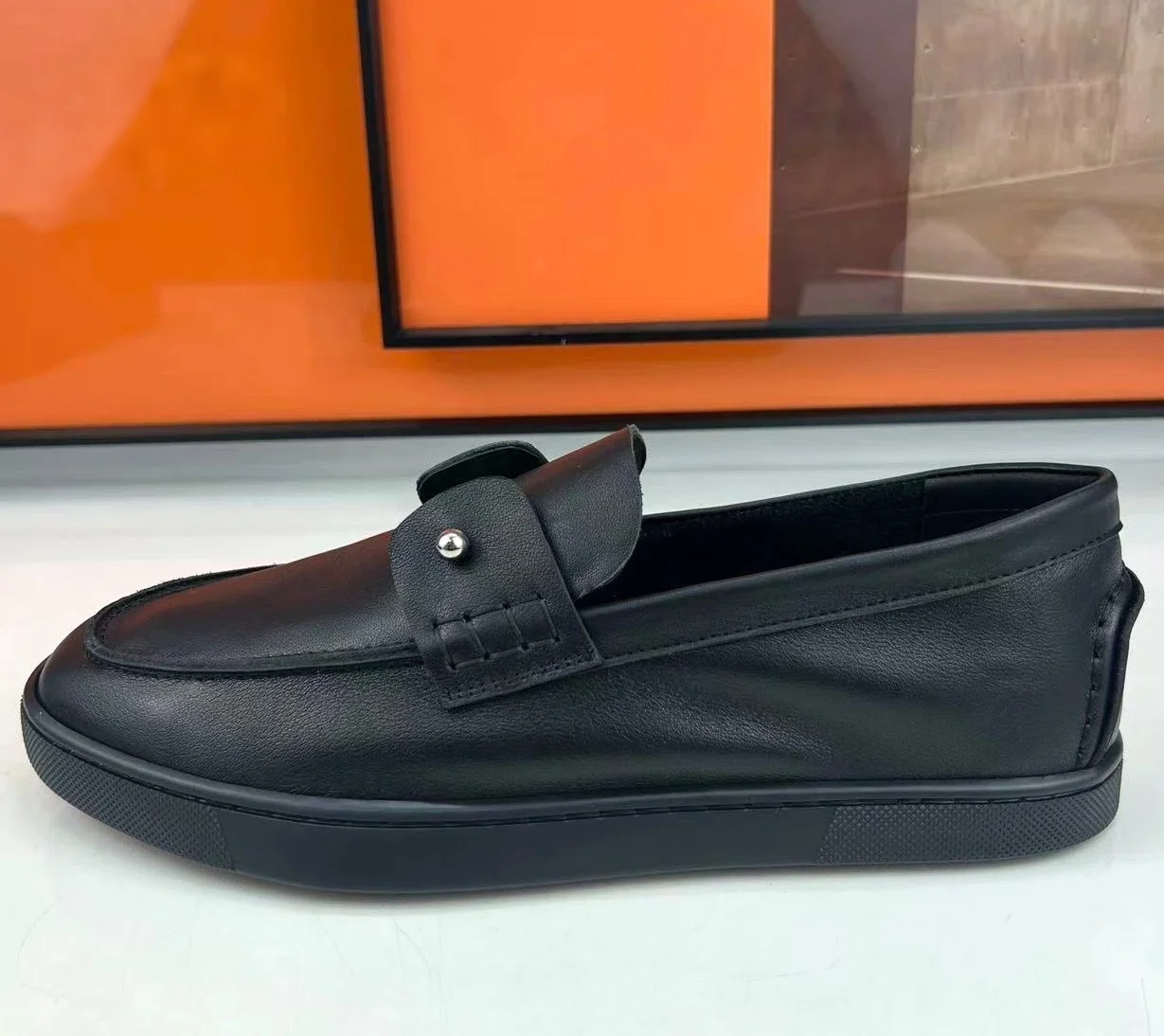 Luxury Low Top Men's Silver Rivet Button Full Black Leather Lace Up Loafers Premium Red Bottom Classic Casual Women Boat Shoes