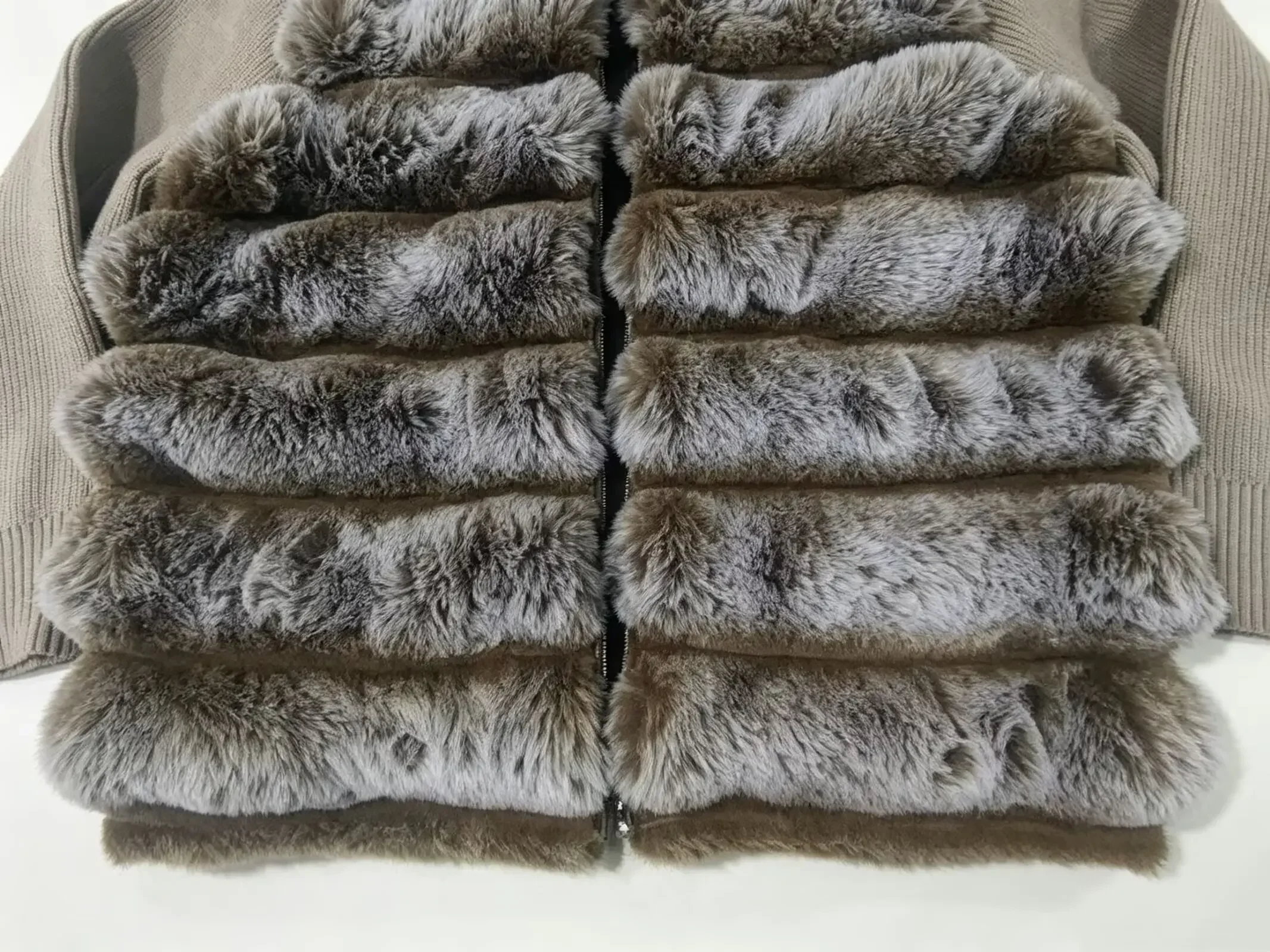 Stand Collar Knit Sleeve Patchwork Striped Faux Fur Jacket Loose Zipper Up Mid-length Coat 2026 Winter Fashion Lady Chic Outwear