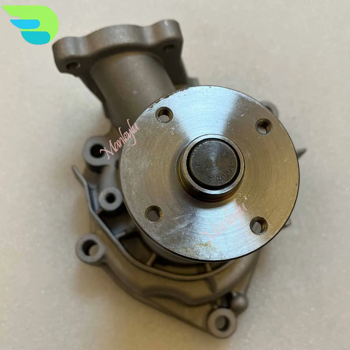 25100-42700 25100-42540 Water Pump for KIA PREGIO K2500 PREGIO MITSUBISHI PAJERO L 200 MD997686 MD972002