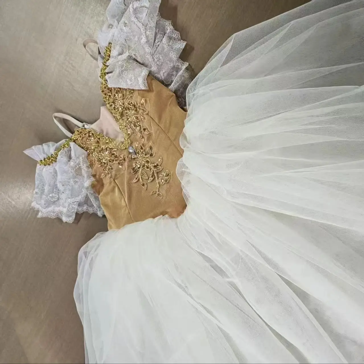 

Women Professional Ballet Tutu Dress Adults Girls Long Ballerina Dress Performance Swan Dance Costume Ballet Skirt Clothes