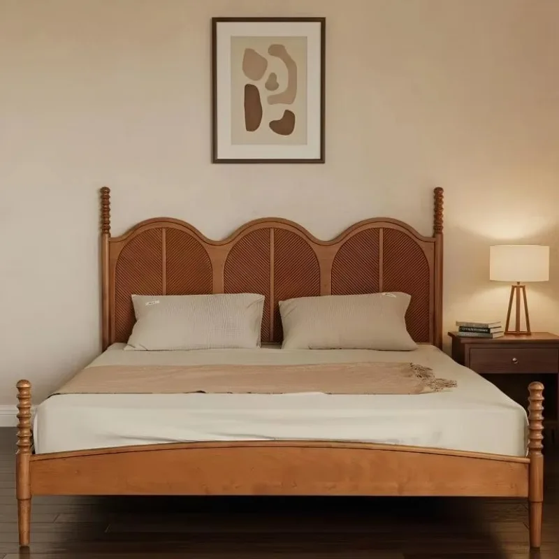 Luxury solid wood medieval style bedroom furniture set with German wavy rattan