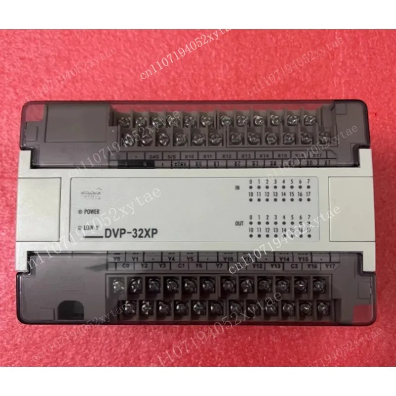 PLC host DVP32XP00R