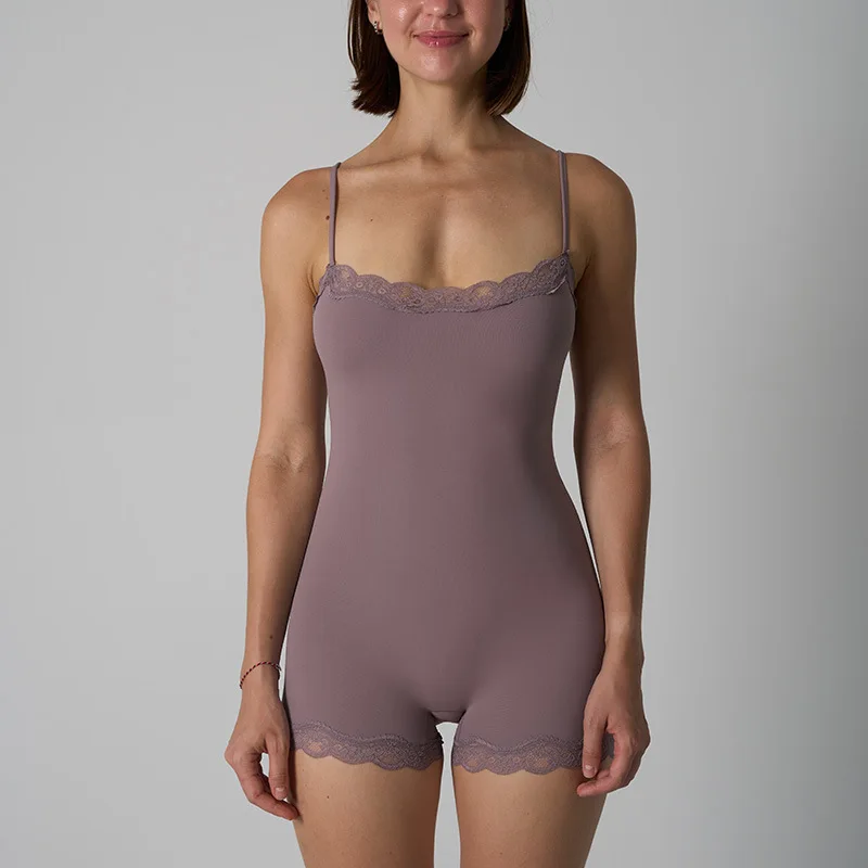 يناسب الجميع الدانتيل كامي ارتداءها الأزهار الدانتيل بذلة الأشرطة قابل للتعديل للنساء ارتداء تنوعا