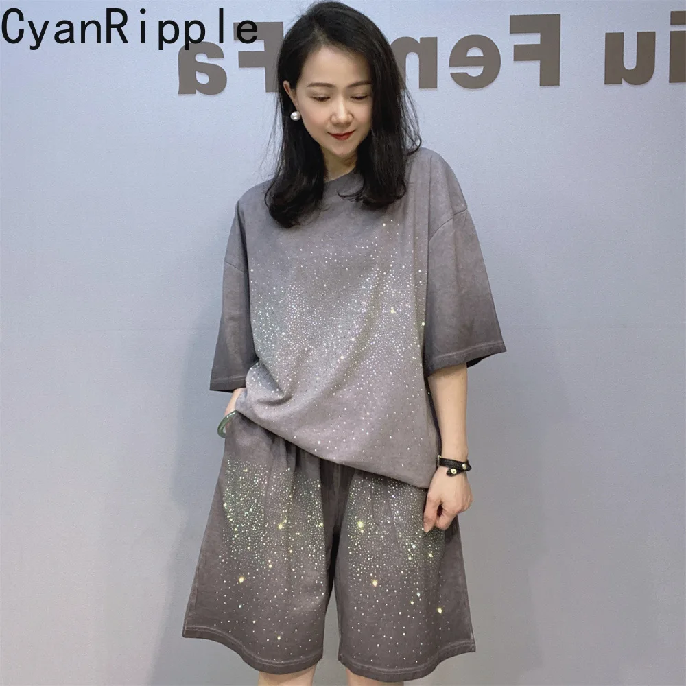 

New Spring Summer Women Two-piece Set Gradient Hot Diamonds Loose Short Sleeve T-shirt Top + Elastic Waist Straight Short Pants