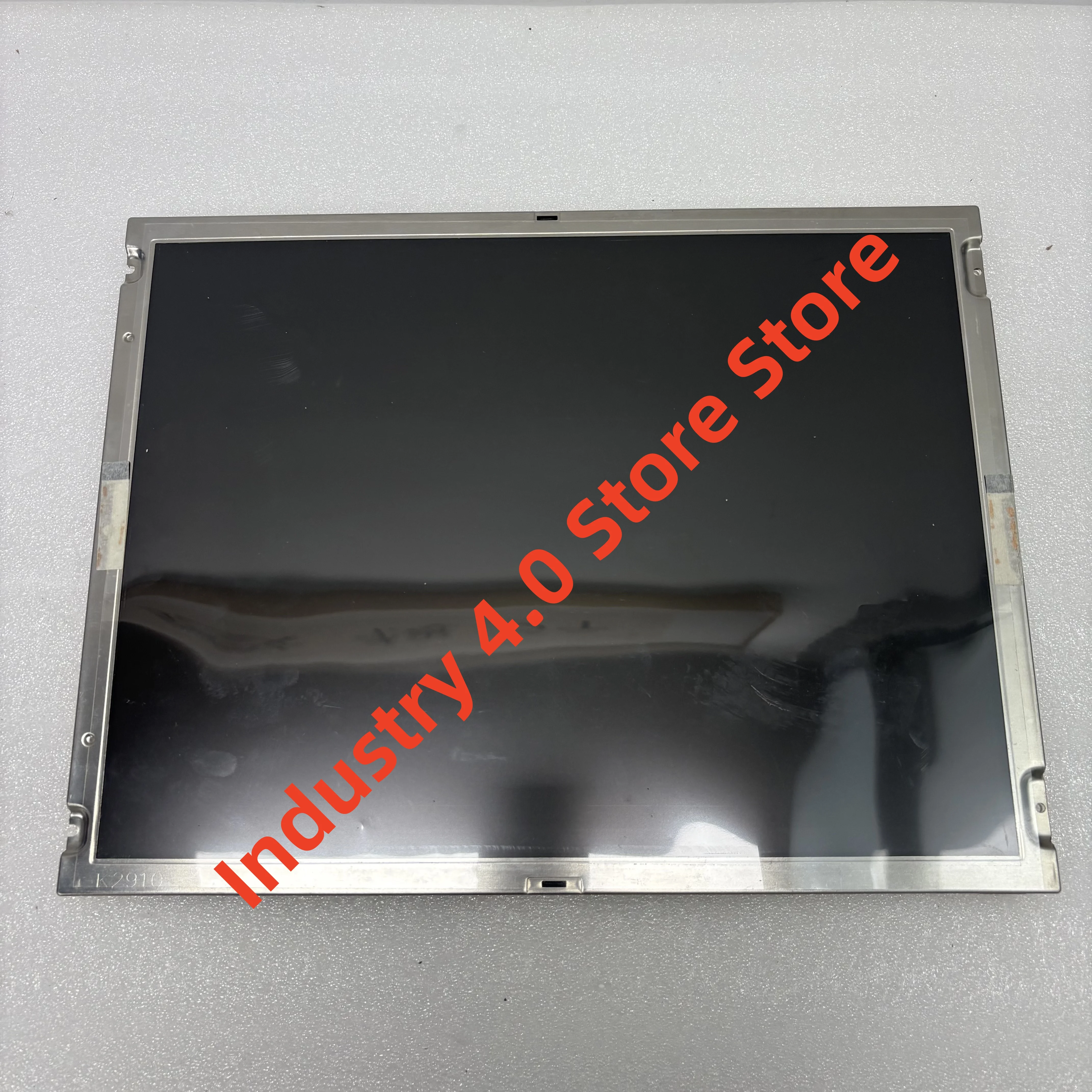 

New in box LQ150X1LGB1 LCD