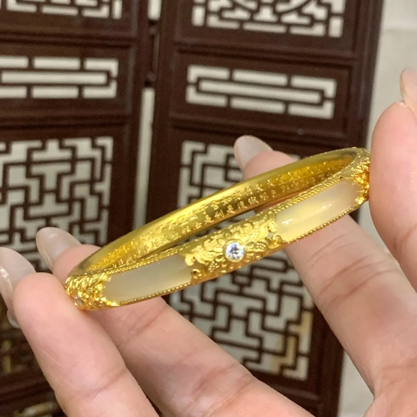 New Women's Bracelet Palace Style Golden Jade Good Luck Hotan Jade Luxury Jewelry 9999 24K real gold