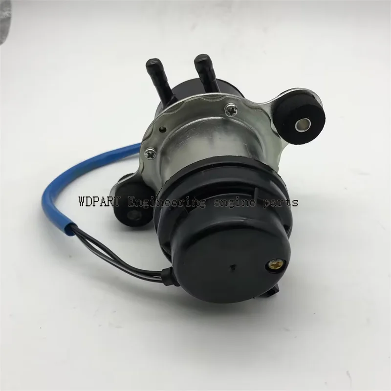 

15100-70D00 UC-V6E 12V Electric Fuel Pump For Suzuki DA51T DB41T Isuzu Daewoo