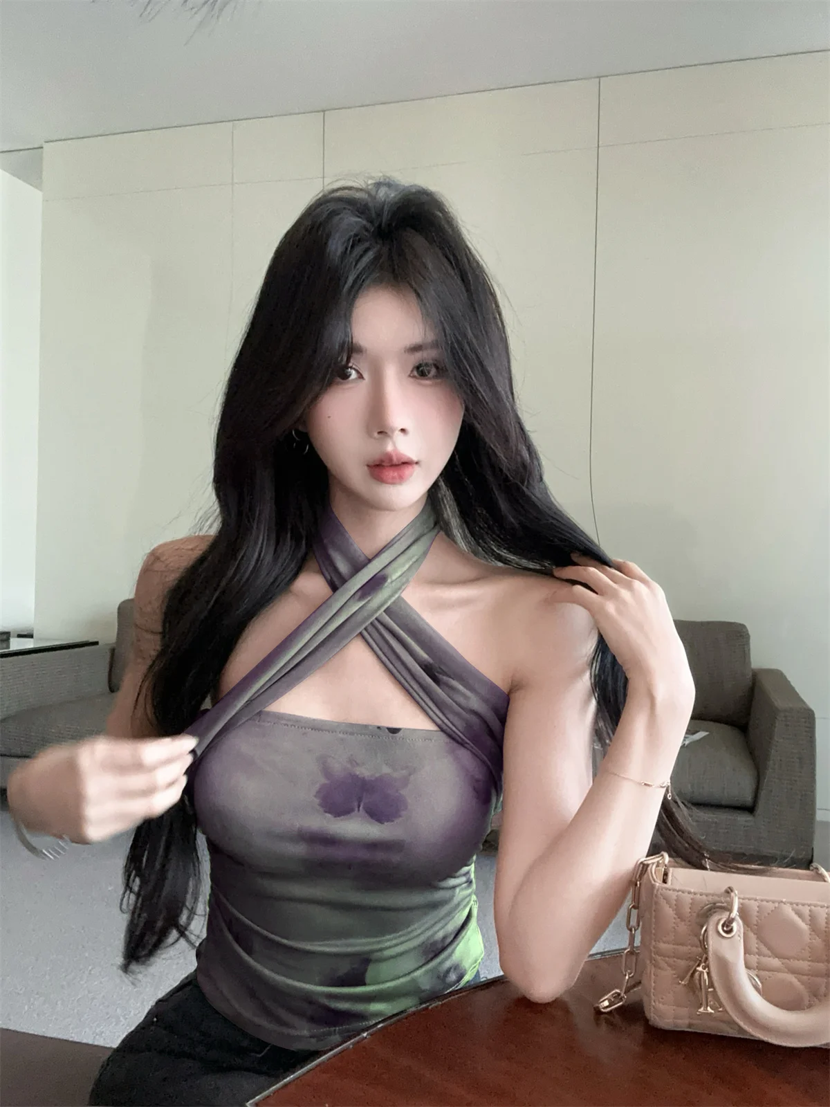 크로스 넥 타이 염색 홀터 탑 여성 여름 섹시한 미국 Y2K 트렌디 스트랩리스 미니 셔츠 태국 스타일 절대적으로 아름다운