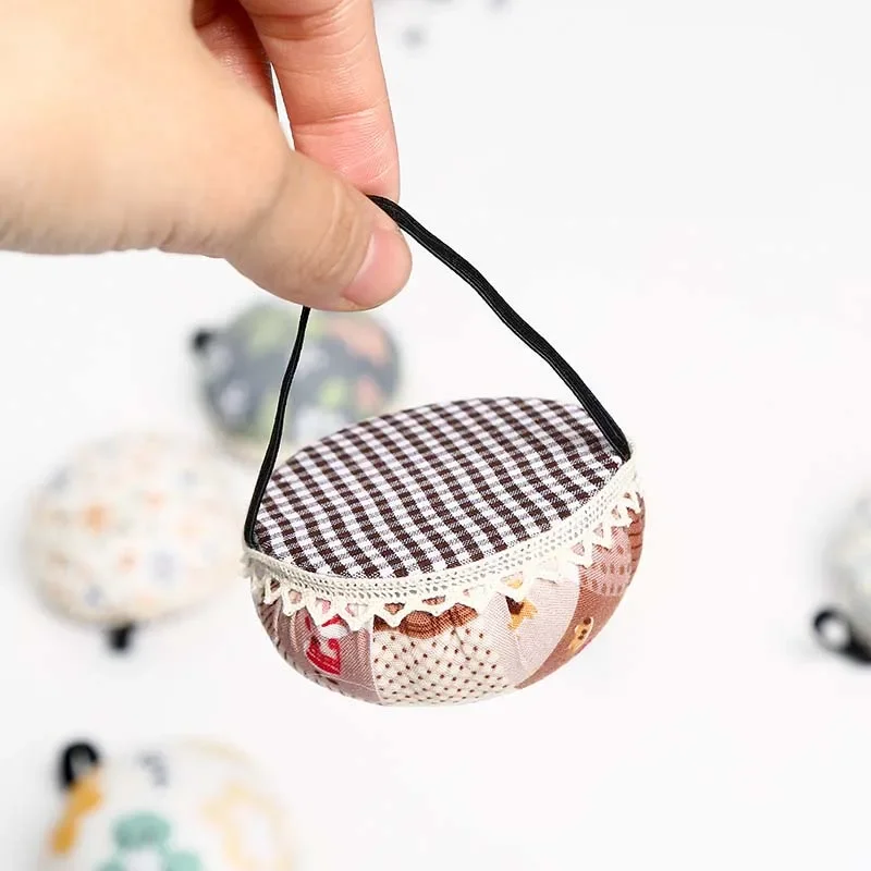 Ball Shaped Pin Cushion With Wrist Strap Sewing Needle Cushion Needle Pillow for Cross Stitch Sewing Pins Accessories DIY Tools