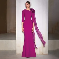 Maßgeschneidertes, elegantes Kleid für die Brautmutter mit 3/4-Ärmeln und Blumen-Unterrücken in Übergröße, langes Hochzeitsgastkleid in Fuchsia