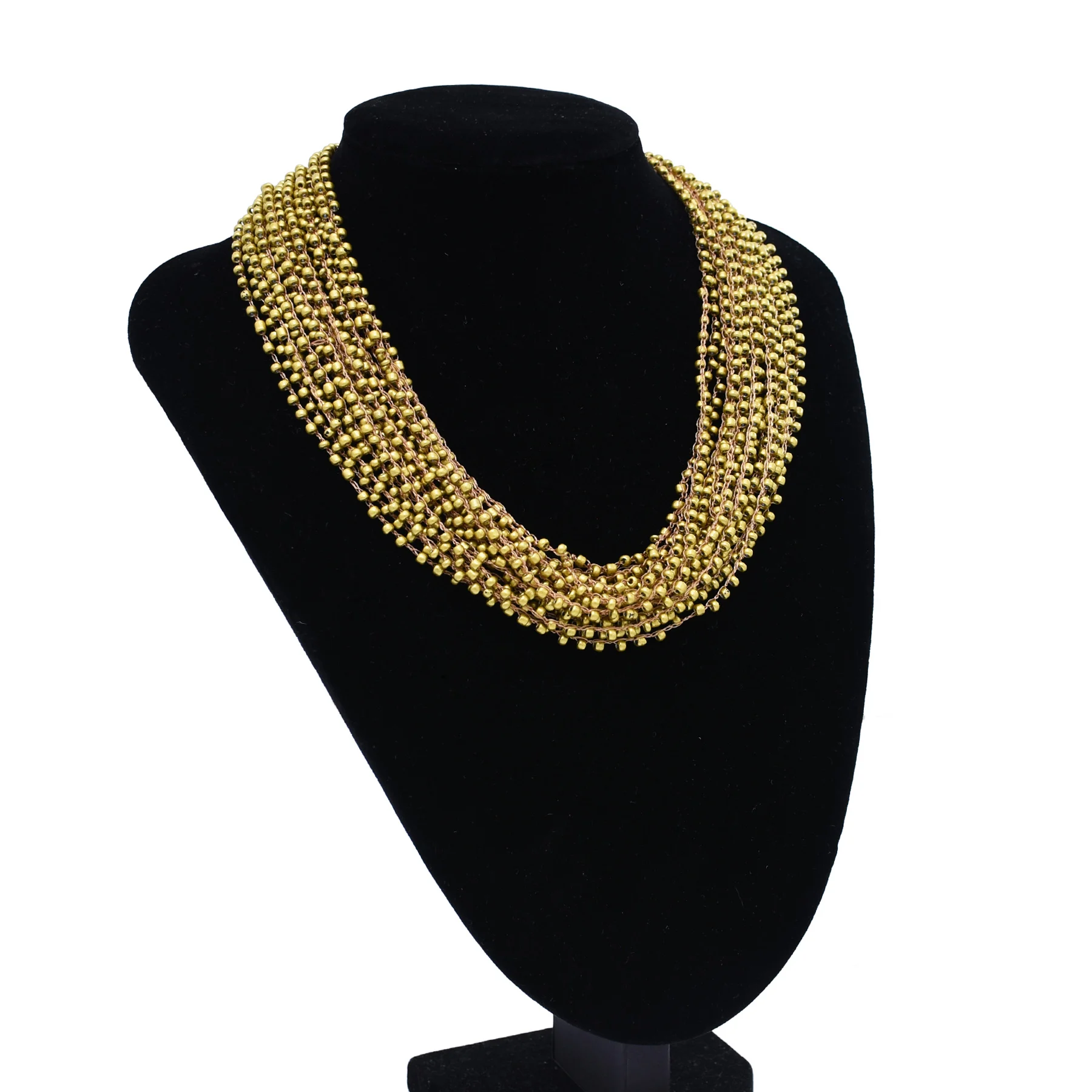 Elegant Rabbit Pattern Napkin Rings for Easter Celebrations