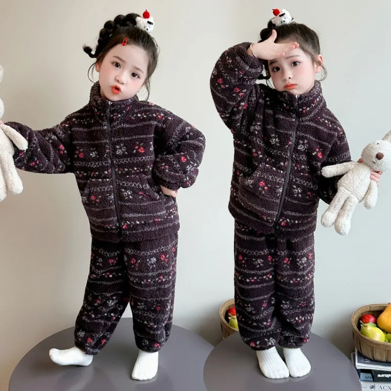 New Children's Clothing 2026 Autumn/Winter Warm Flower Horizontal Bar Set for baby Girls, Two Piece Set
