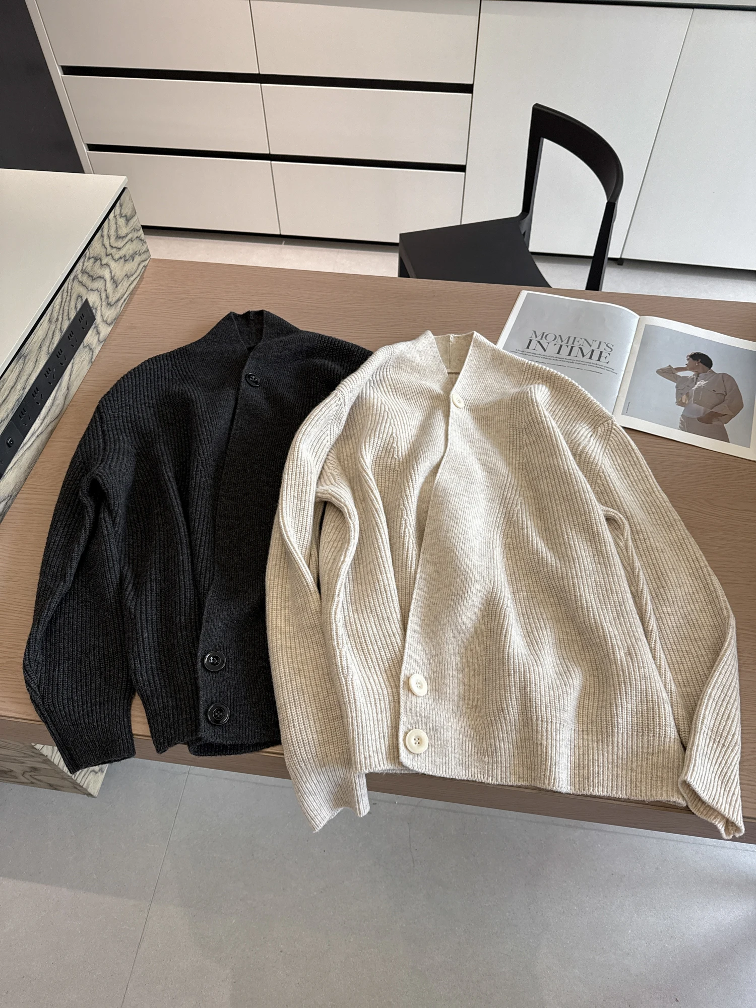 

SUNTEEZA Casual Loose Knitted Sweater Cardigan V-Ne Asymmetrical Button Design Wool Blend Long Sve Autumn Faion