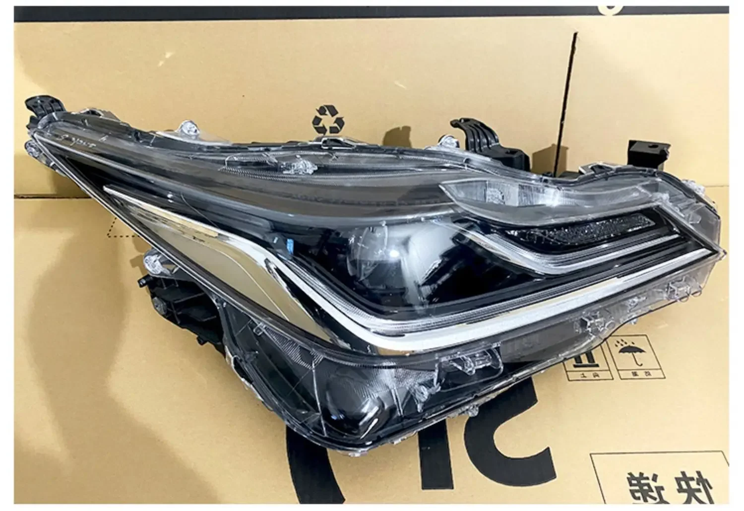 

Car Front Headlight for Toyota corolla ALLION 19-23 Daytime Running DRL Head lamp Low High Beam Turn signal