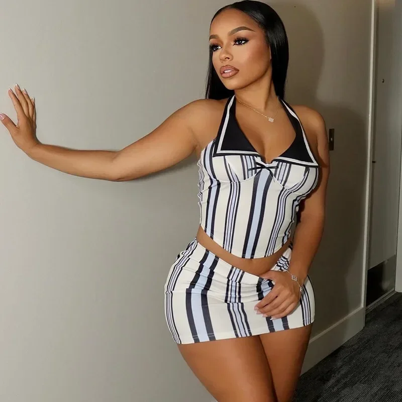 المرأة مخطط طباعة بلا أكمام الرسن عارية الذراعين بلوزات قصيرة للغاية ووركين ملفوفة تنورة صغيرة، مثير، مجموعة 2PCS