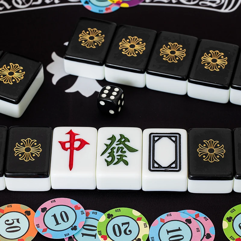 

40mm Black Cartoon Mahjong Family Table Game Household Hand-rubbed Mahjong Tiles High Quality Funny Entertainment Game Present