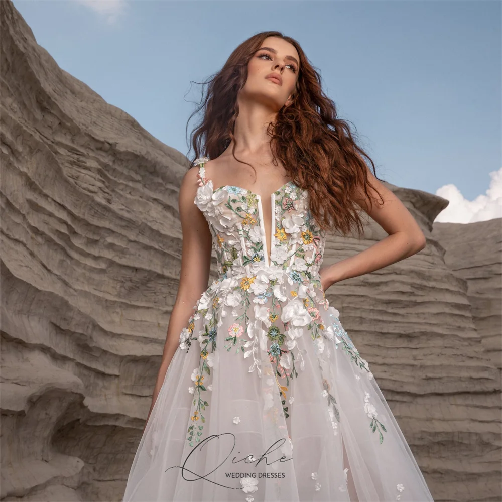 QICHE فستان زفاف ساحر من الدانتيل على شكل زهور 2026 على شكل حرف a على شكل حرف v أشرطة سباغيتي مفتوحة من الخلف مطوي من التل فيستدوس دي نوفيا مخصص