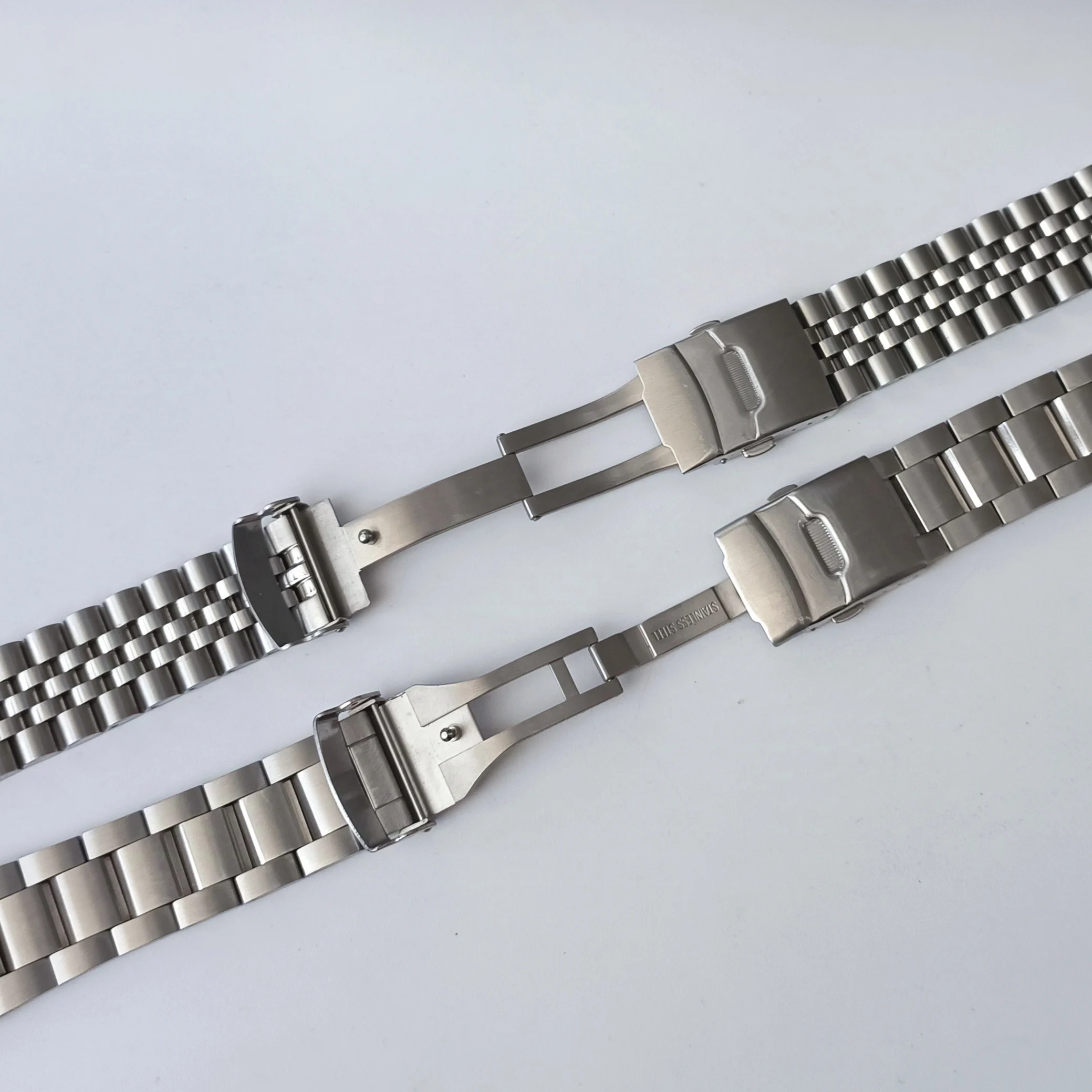 22 MM Solid Stainless Steel Watch Strap Suitable for the Samurai watch case