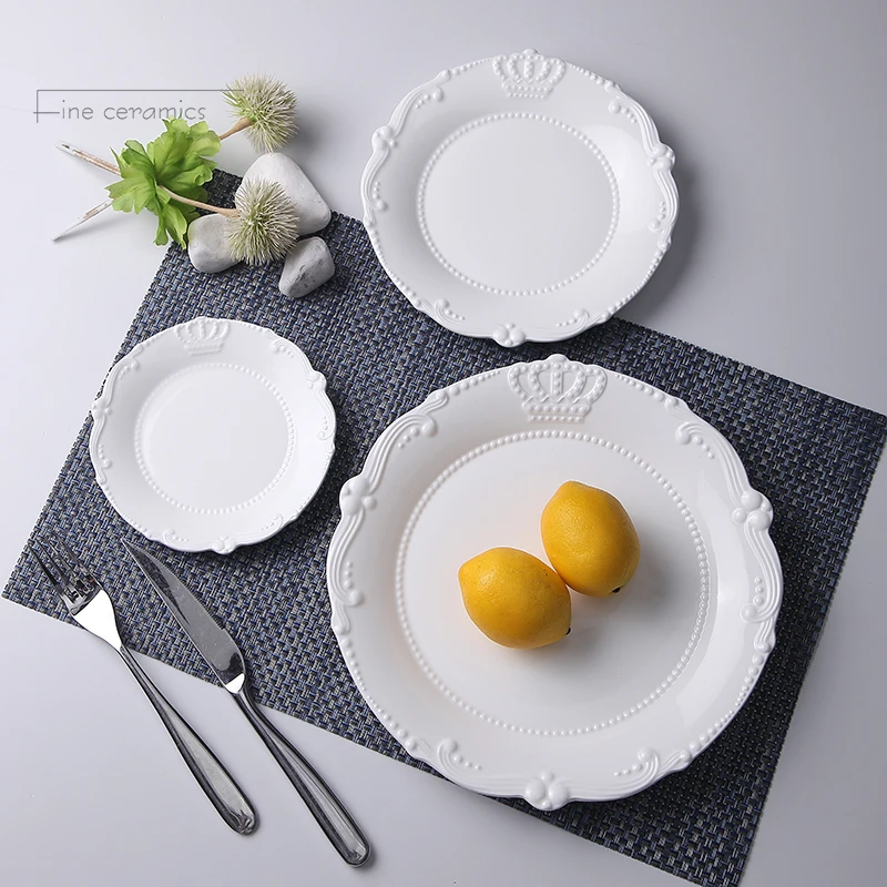 3pcs Set, 6+8+10inch, White Embossed Porcelain Christmas Dish, Crown Design, Ceramic Dinner Plates Wedding Serving
