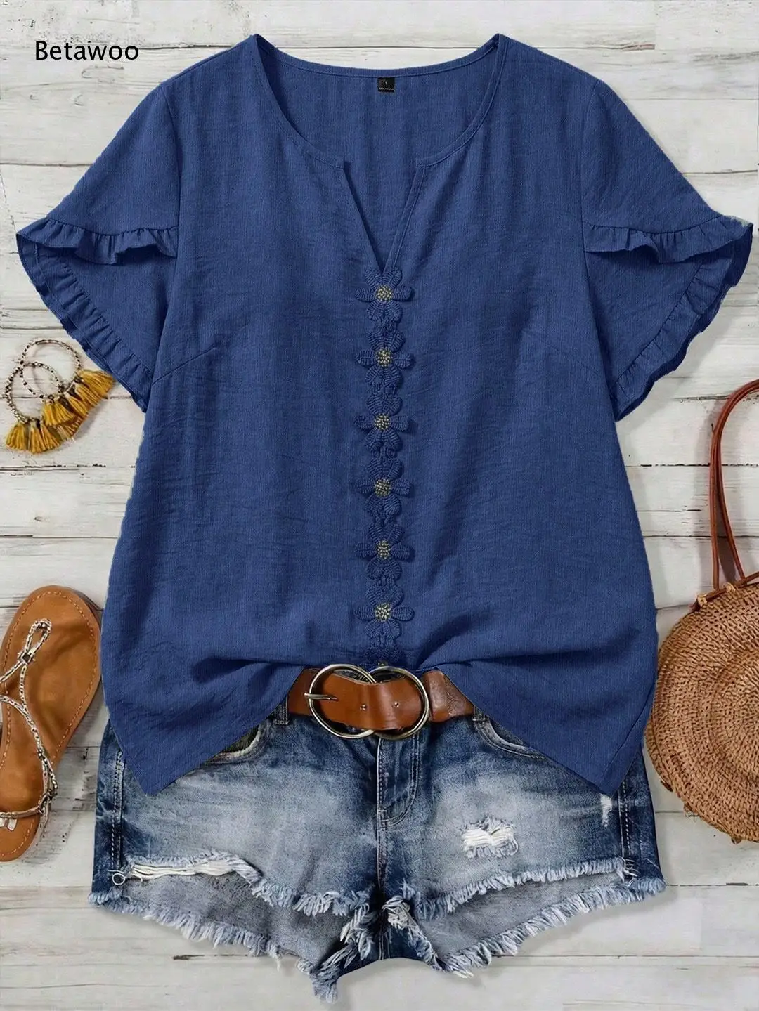 Women Boho Blouse V Neck Floral Front Detail Ruffle Flutter Sleeve Loose Fit Casual Top for Summer Daily Outdoor Wear