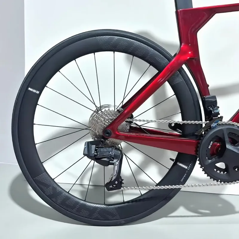 24S 700C Carbon Fiber Aero Road Bike Hydraulic Disc Brake Racing Bicycle For Men Women Adult Cycling Road Racing Outdoor Sports - view 3