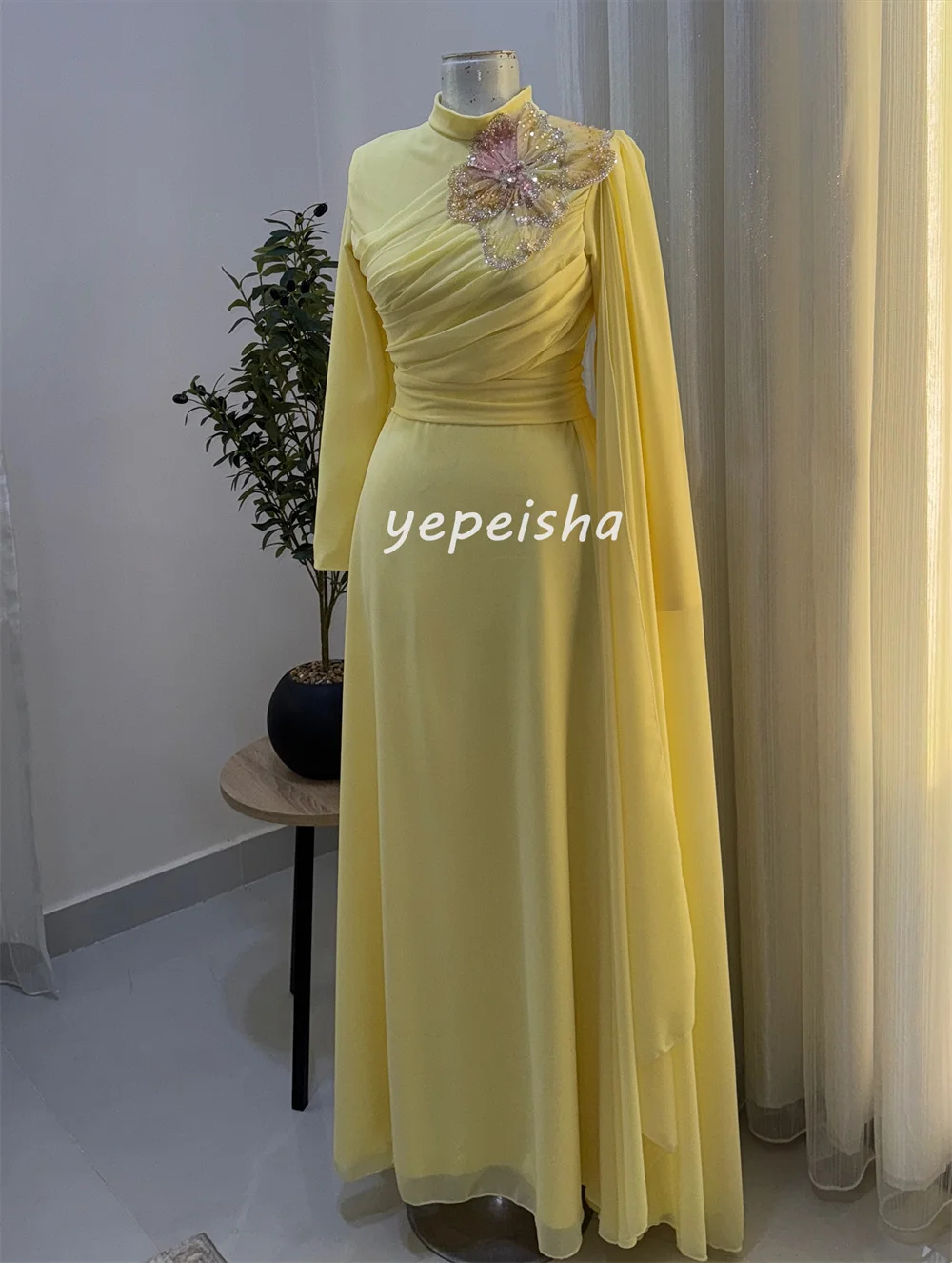 カスタマイズされたセクシーな絶妙なシフォンアップリケビーズラインストーンストレートシャーリングハイカラーロングドレスオーダーメイドオケージョンドレス