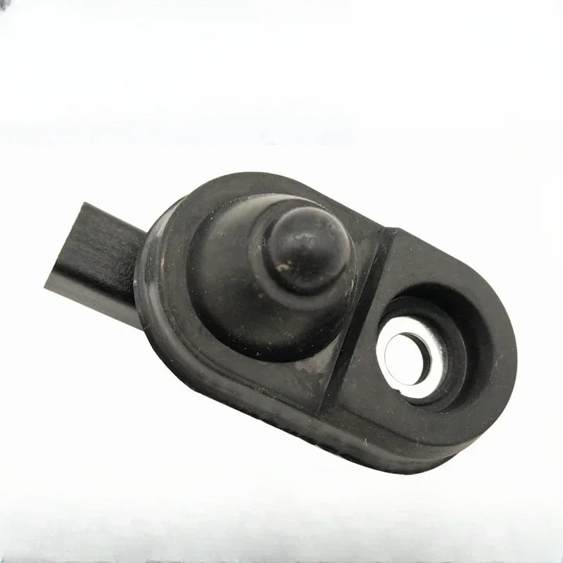 

1 шт. Подходит для дверного выключателя света грузовика Howo Commander и датчика освещенности двери грузовика Haoman