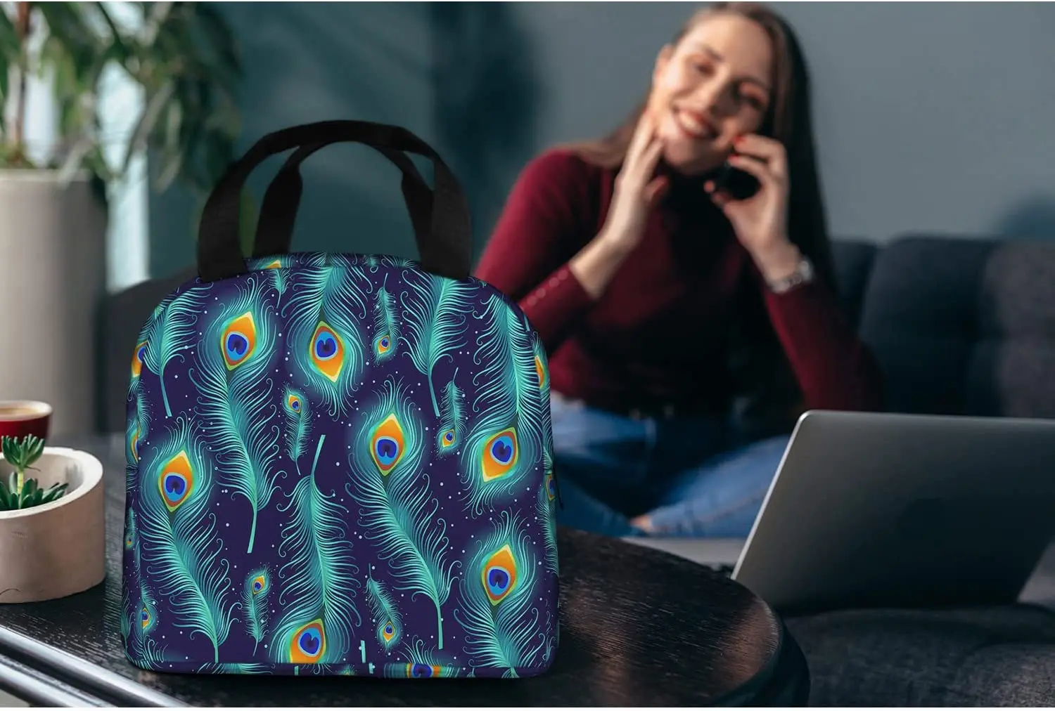 Peacock Feather Lunch Box Beautiful Animal Bird Kids Reusable Lunch Bag for Men Women Day Trips Beaches Sports Work One Size