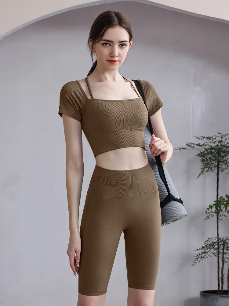 2022 Women's New Breathable And Comfortable Yoga Fitness Suit