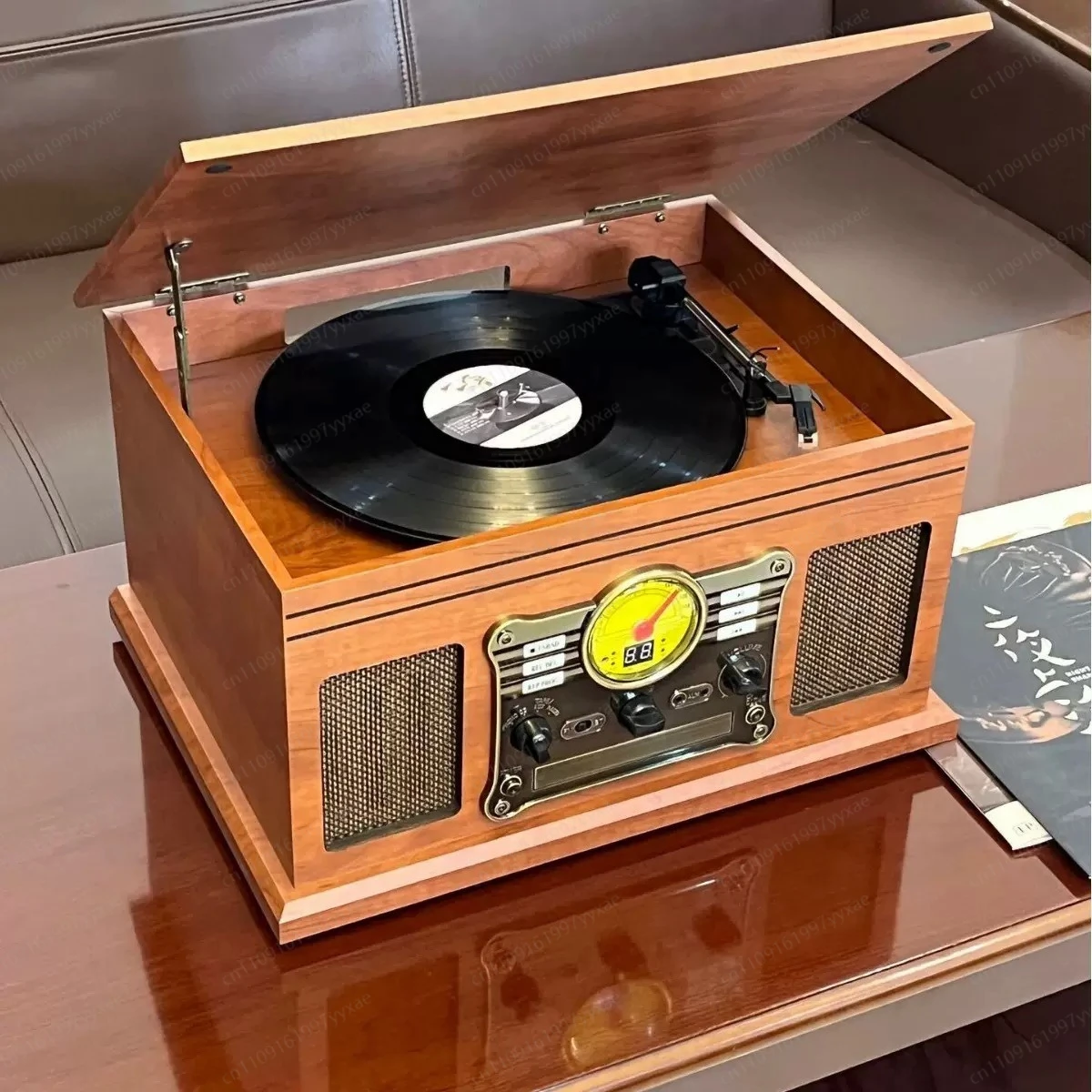 Classic Multifunctional Vinyl Record Player Classic CD Player Bluetooth Speaker Retro FM Radio Integrated Tape Player