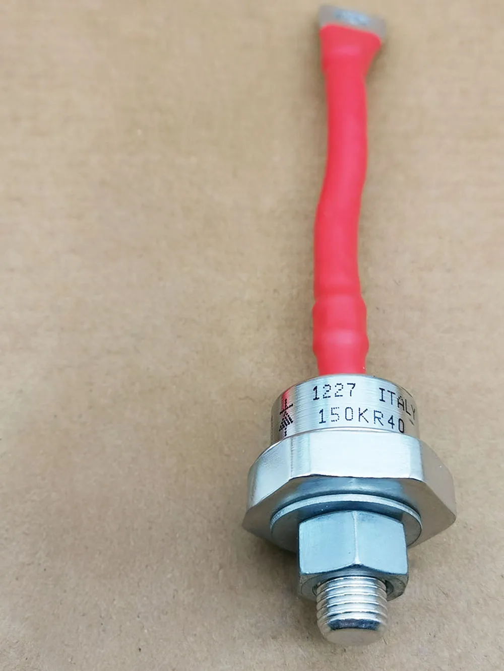 

Диод 150KR40 Stud