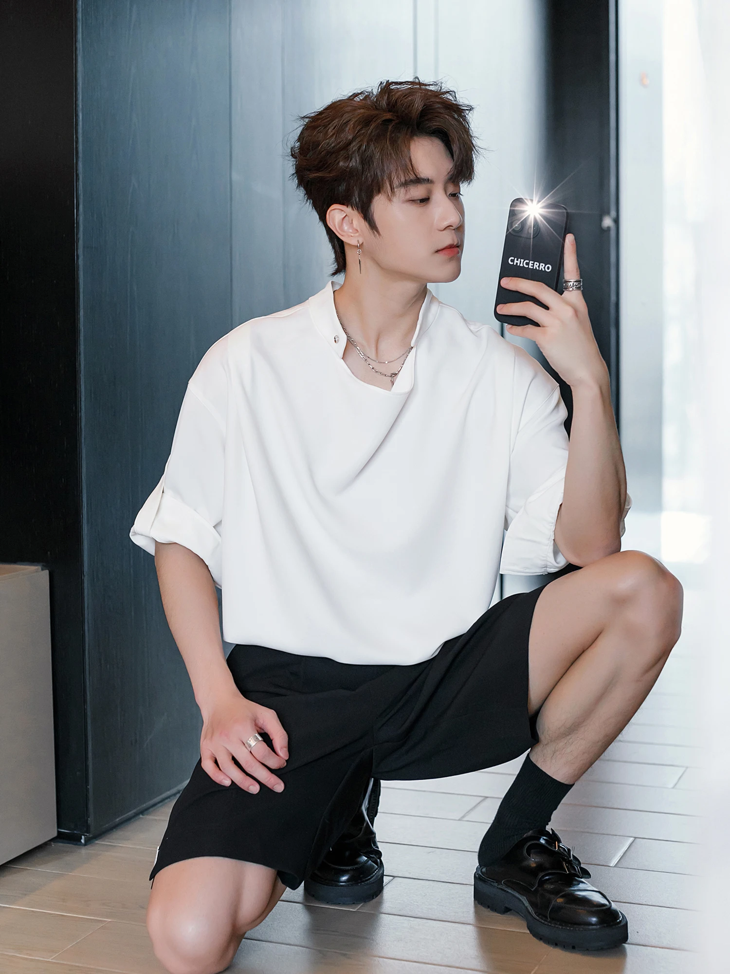 

Short-sleeved T-shirt men's spring summer design sense white top trend loose casual irregular round neck design sense versatile