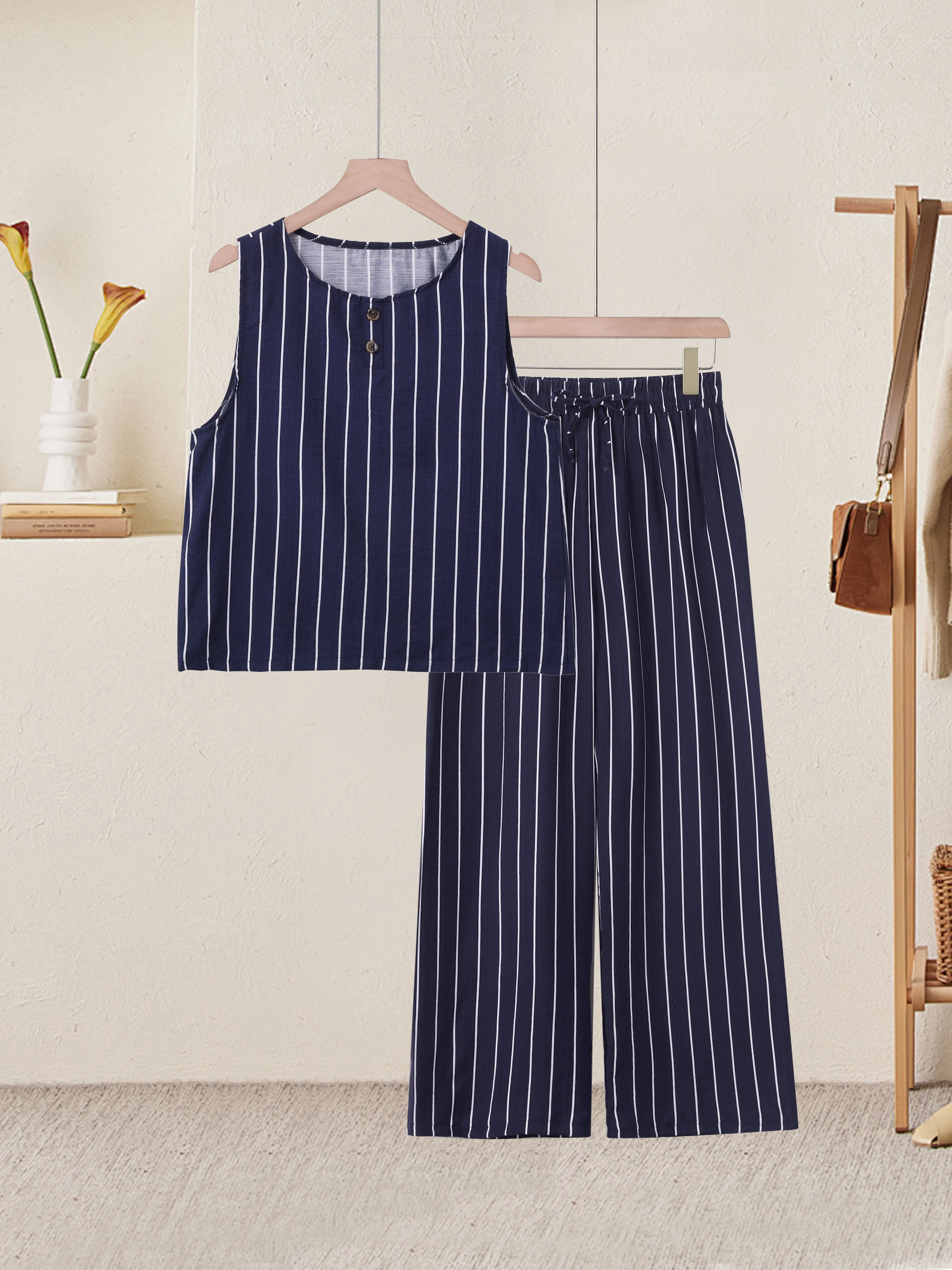 Gestreiftes zweiteiliges Outfit für Damen, ärmelloses Tanktop mit Knöpfen und elastische Hose mit weitem Bein und Kordelzug, lässiger Urlaubskostüm – Detail 18