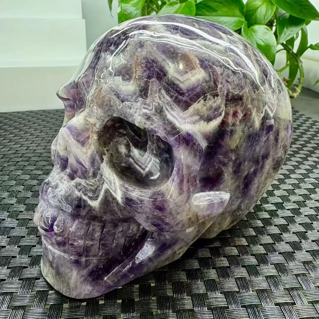 

Natural Dreamy Amethyst Crystal Quartz Skull, Energy Healing, Energy Gemstone, Home And Office Decoration, Demagnetization